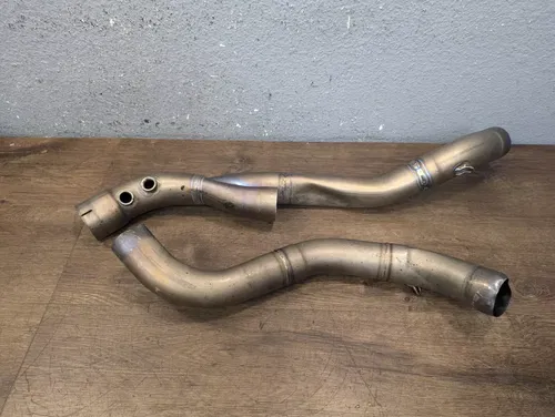 2009-2014 YAMAHA YZFR1 YZF R1 OEM GRAVES MID PIPE EXHAUST SYSYEM