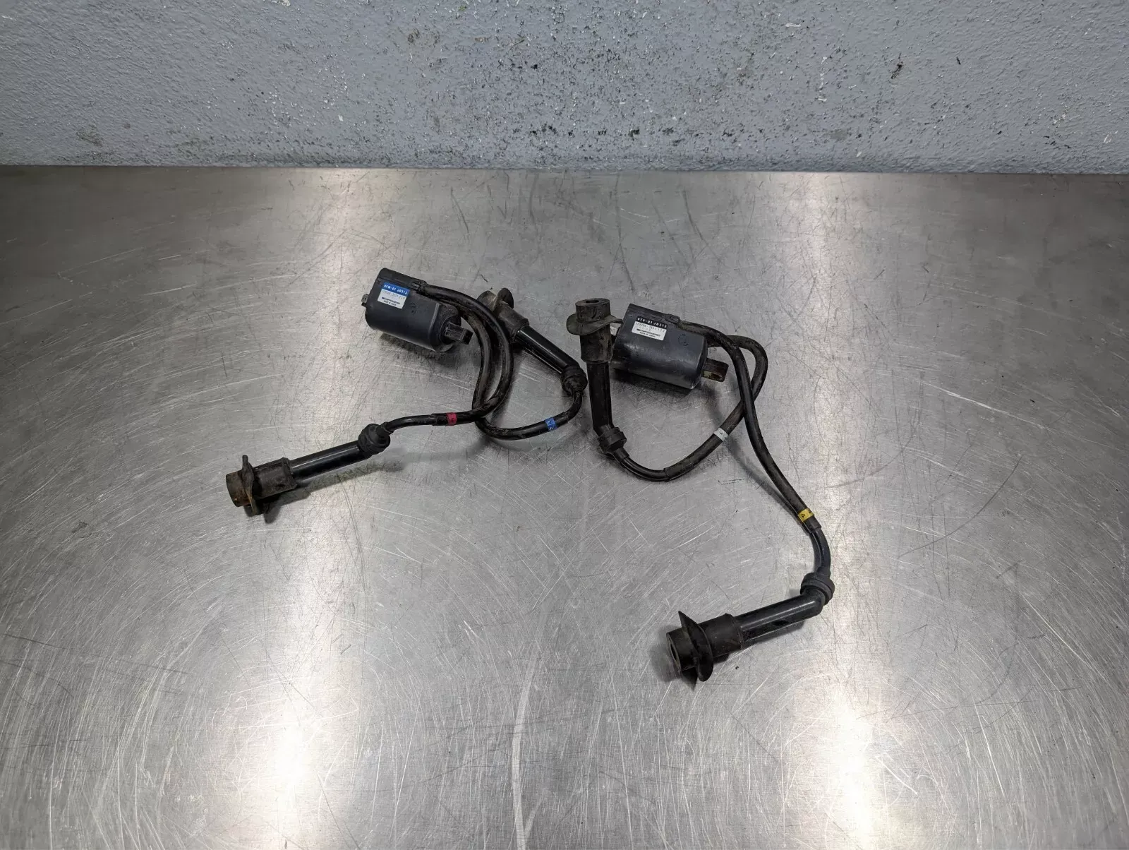 1999-2000 Yamaha YZF600R YZF600 YZF 600 OEM Ignition Coil Wire Spark Plug