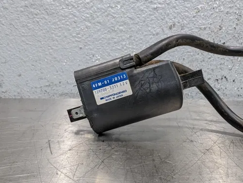 1999-2000 Yamaha YZF600R YZF600 YZF 600 OEM Ignition Coil Wire Spark Plug