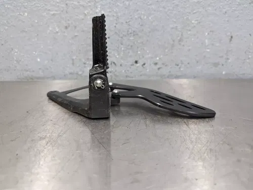 Yamaha YZF R1 2009 -2014 LEFT REARSET REAR SET DRIVER FOOT PEG REST