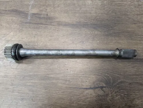 1981-1983 Yamaha Virago XV750 Final Drive Rear Axle Gear Case - 4X7-46101-01-00
