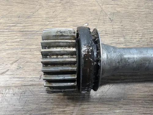 1981-1983 Yamaha Virago XV750 Final Drive Rear Axle Gear Case - 4X7-46101-01-00