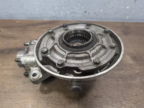 1981-1983 Yamaha Virago XV750 Final Drive Rear Axle Gear Case - 4X7-46101-01-00