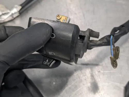 01-02 Yamaha R6 R6R YZFR6 OEM Left Handlebar Switch Turn Signal Horn