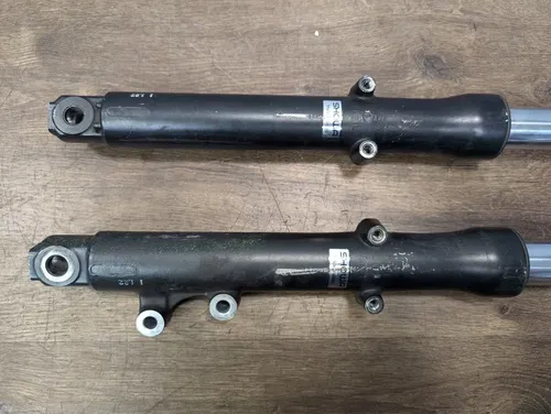 02 Kawasaki Ninja EX250 OEM Front Forks Left Right Suspension Damper 44070-5026