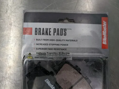 New BikeMaster Quality Performance Brake Pads 96-1100 YAMAHA HONDA SUZUKI Street