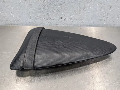 2007-2008 KAWASAKI NINJA ZX6R OEM REAR BACK PASSENGER TANDEM SEAT PAD SADDLE