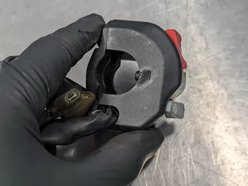 2003-2004 HONDA CBR600RR OEM START STOP KILL SWITCH RIGHT HAND - 35130-MEE-642