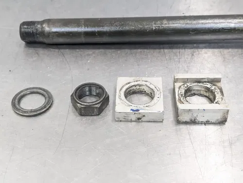 1998-2003 YAMAHA YZF R1 OEM REAR AXLE BACK WHEEL RIM PIVOT BOLT AXEL