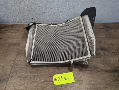 2005-2006 KAWASAKI NINJA ZX6R 636 OEM ENGINE RADIATOR MOTOR COOLER COOLING