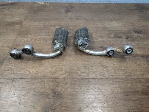 1981 YAMAHA VIRAGO 750 XV750 FRONT FOOTPEG SET - 4X7-27410-00-93 4X7-27420-00-93
