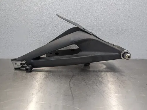 2009-2012 Triumph Daytona 675R Swingarm Complete No Rash w/ Spools