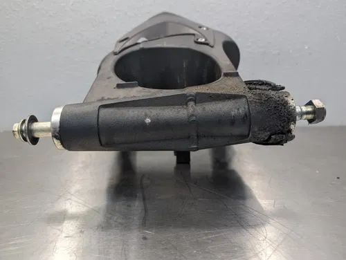 2009-2012 Triumph Daytona 675R Swingarm Complete No Rash w/ Spools