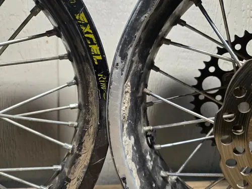 450 KTM SMR 2006-2007 FRONT & REAR WHEEL SET 16.5" x 3.5" / 17" x 5" - TUBELESS