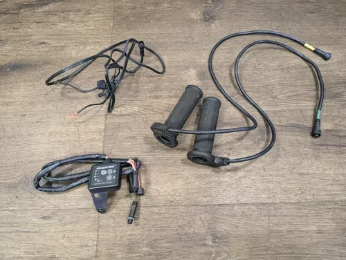 07 Honda CBR600RR Oxford Handlebar Heated Grips Right/Left Side *FOR PARTS ONLY