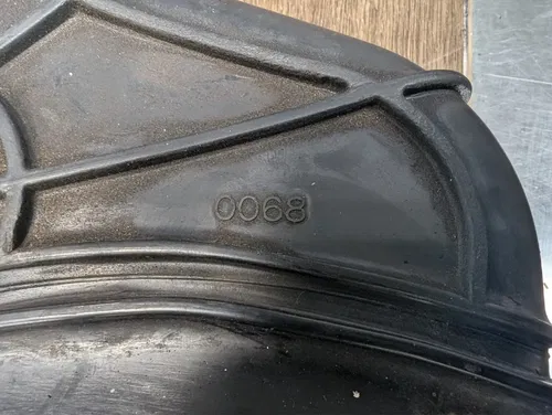 04-05 KAWASAKI NINJA ZX10R OEM RIGHT LEFT AIR INTAKE DUCTS 14073-0068 14073-0067