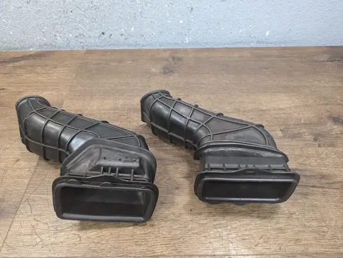 04-05 KAWASAKI NINJA ZX10R OEM RIGHT LEFT AIR INTAKE DUCTS 14073-0068 14073-0067