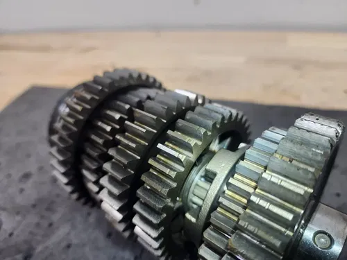 2007-2008 SUZUKI GSXR1000 OEM ENGINE MOTOR TRANSMISSION TRANNY GEARS 24120-40F21