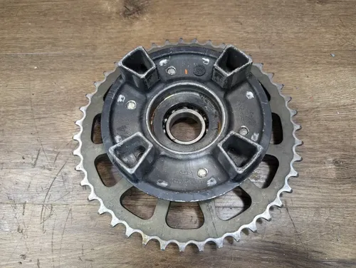 2005-2006 Kawasaki Ninja ZX6R ZX636 Rear Wheel Sprocket Hub Cush Drive