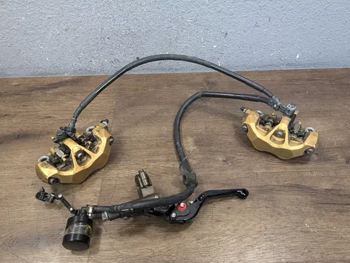 2005 Kawasaki Ninja ZX10R OEM Front Brake Master Cylinder Caliper w/ Lever