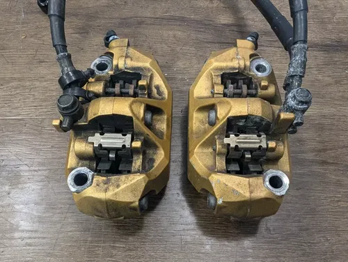 2005 Kawasaki Ninja ZX10R OEM Front Brake Master Cylinder Caliper w/ Lever