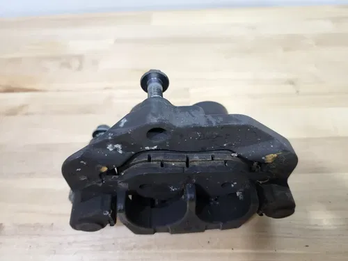 2014-22 Yamaha Bolt XVS950 R Spec LEFT FRONT BRAKE CALIPER 27D-2580T-00-00