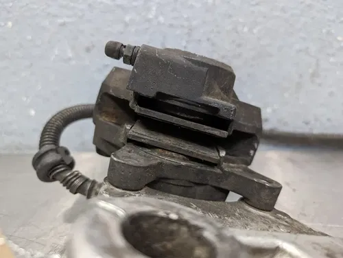 1996-2003 Kawasaki Ninja ZX7R OEM REAR BRAKE CALIPER & BRACKET - 43041-1591-DJ