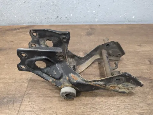 1981-1983 YAMAHA VIRAGO XV750 OEM REAR SUBFRAME SUB FRAME - 4X7-21430-00-00