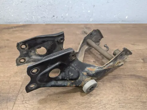 1981-1983 YAMAHA VIRAGO XV750 OEM REAR SUBFRAME SUB FRAME - 4X7-21430-00-00