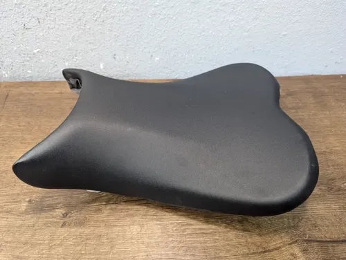2006-2007 Suzuki GSX-R600 OEM Front Driver Seat Saddle - 45100-01H01-6BY