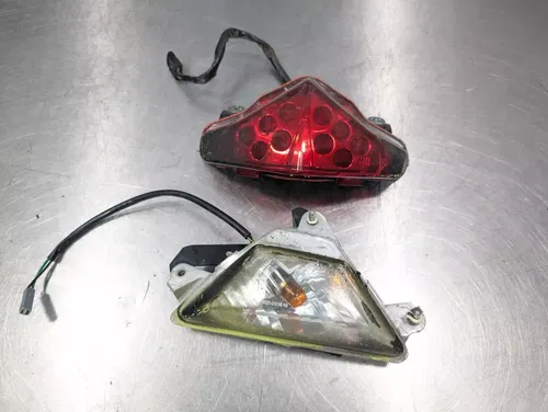 12-16 KAWASAKI NINJA EX650 OEM REAR TAIL TAILLIGHT BRAKE LIGHT FR RH TURN SIGNAL