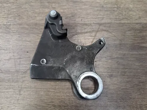 03-09 YAMAHA YZF R6 OEM REAR BRAKE CALIPER & BRACKET - 2C0-2580W-00-00