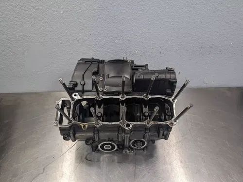 2007-2008 Yamaha YZF R1 OEM Engine Case Cases Block Crank Motor 4C8-15100-19-00
