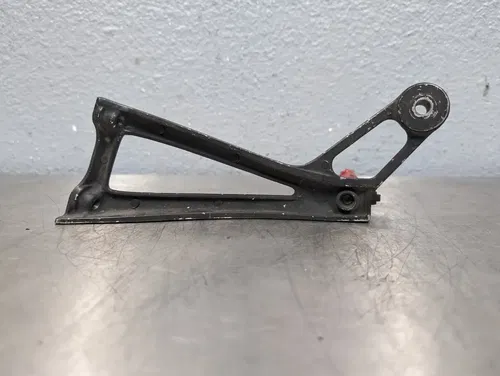 Yamaha 03-04 YZF R6 06-09 R6S REAR FOOT REST PEG LEFT RIGHT - 5SL-27430-02-00