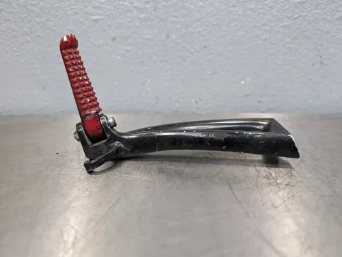 Yamaha 03-04 YZF R6 06-09 R6S REAR FOOT REST PEG LEFT RIGHT - 5SL-27430-02-00