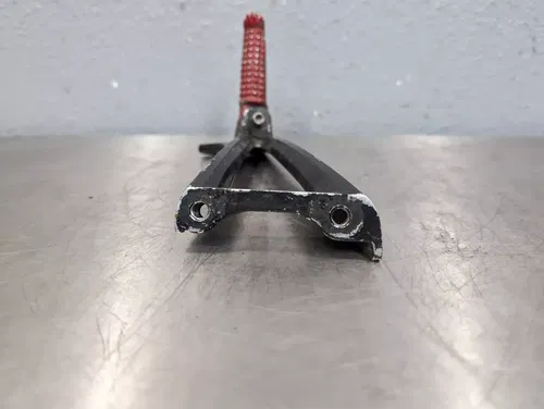 Yamaha 03-04 YZF R6 06-09 R6S REAR FOOT REST PEG LEFT RIGHT - 5SL-27430-02-00