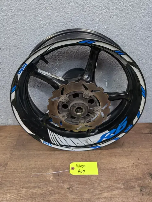 2007 YAMAHA YZF R6 OEM REAR WHEEL BACK RIM ROTOR HUB - 5SL-25338-00-98