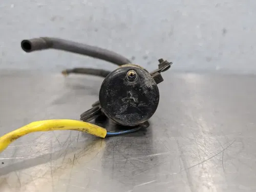 1999-2000 YAMAHA YZF600R OEM FUEL PUMP GAS PETROL SENDER UNIT - 4TV-13907-01-00