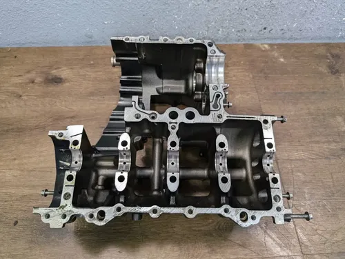 2007-2008 KAWASAKI NINJA ZX6R OEM ENGINE MOTOR CRANKCASE CRANK CASES BLOCK