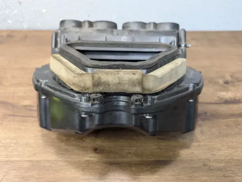 2007 Yamaha YZF R6 OEM AIRBOX AIR INTAKE FILTER - 2C0-14411-00-00 2C0-14421-00
