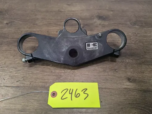 2003-2004 03 04 KAWASAKI NINJA ZX6R 636 UPPER TRIPLE TREE TOP CLAMP - 44039-1332