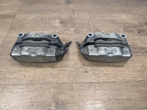 2020 - 2023 DUCATI PANIGALE V2 OEM BREMBO FRONT BRAKE CALIPERS LEFT RIGHT PAIR