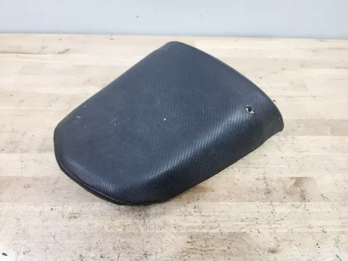 04 05 2004 2005 Suzuki Gsxr 600 750 Rear Passenger Seat Back Cushion Pad Oem