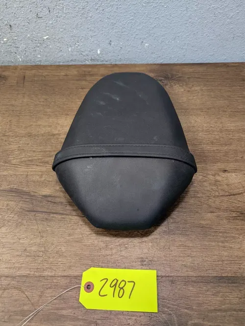 2018-2020 Yamaha MT-07 MT07 OEM Passenger Pillion Seat - B4C-24750-01-00