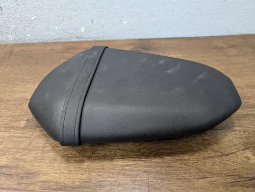 2018-2020 Yamaha MT-07 MT07 OEM Passenger Pillion Seat - B4C-24750-01-00