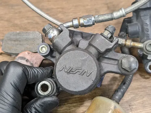 06-09 YAMAHA YZF R6 OEM REAR BRAKE CALIPER MASTER CYLINDER CALIPER RESERVIOR