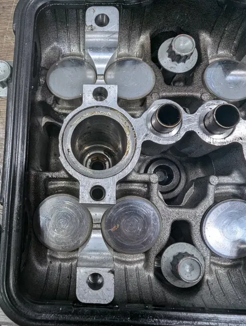 2007-2008 KAWASAKI NINJA ZX6R OEM ENGINE TOP END CYLINDER HEAD - 11008-0095
