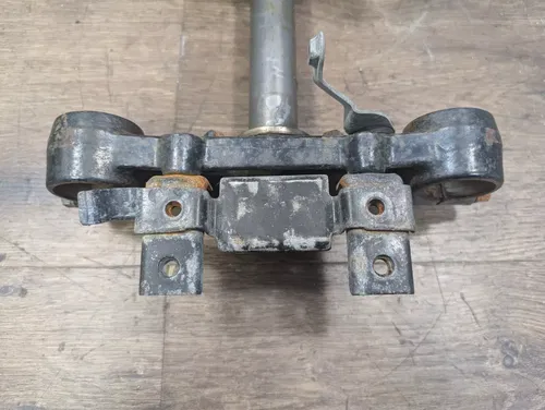 1981-1983 YAMAHA VIRAGO 750 XV750 OEM TRIPLE TREE CLAMP - 5G5-23340-00-33