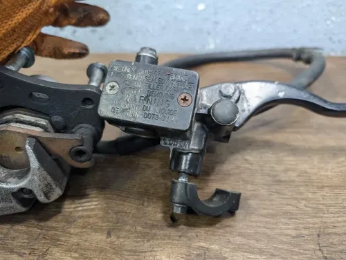 08-12 KAWASAKI NINJA 250R CALIPER FRONT BRAKE MASTER CYLINDER LEVER - 43015-0728