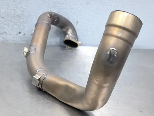 2019 DUCATI HYPERMOTARD 950 OEM HORIZONTAL EXHAUST HEADER PIPE - 57014911C